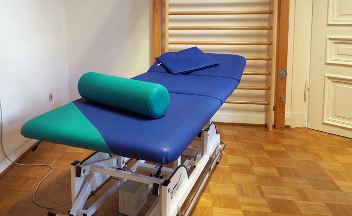 Behandlungsliege Physiotherapie